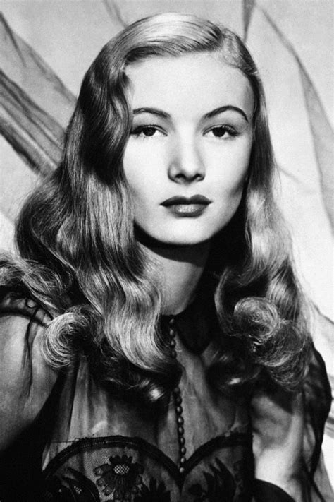 Stealing the Show: How Veronica Lake Made Her Mark in Hollywood